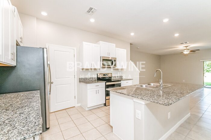 Building Photo - 14272 Riva Ridge Pl