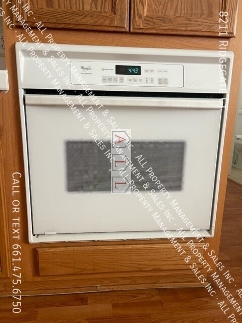 Building Photo - 8211 Ridgegate Ct