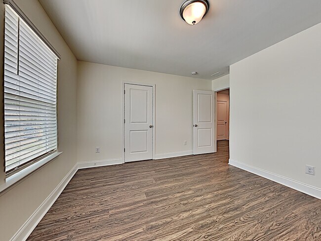 Building Photo - 136 Sweetgum Drive