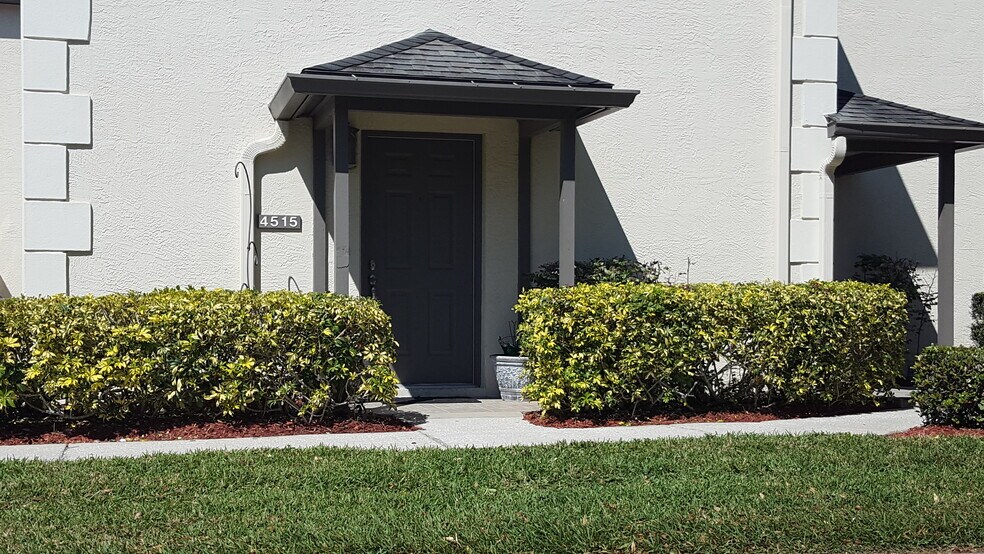 Building Photo - 4515 Southampton Ct