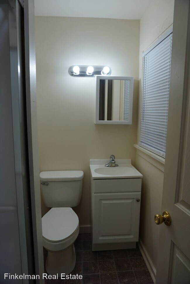 Building Photo - 1 br, 1 bath Apartment - 2853 Wilbraham Road