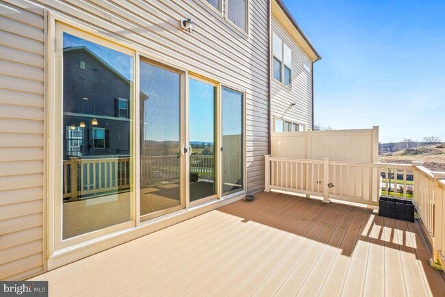 Building Photo - 5820 Imperial Dr