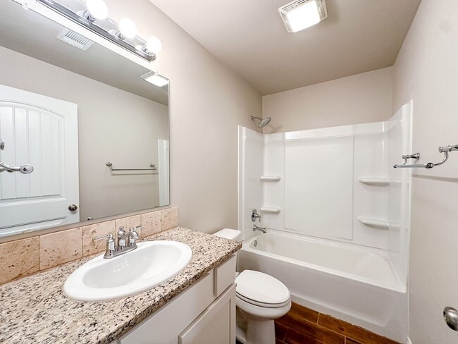 Building Photo - 3/2/2 Home in Windstone!