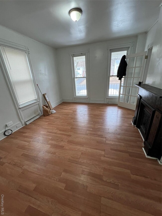 Building Photo - 49 Orange St