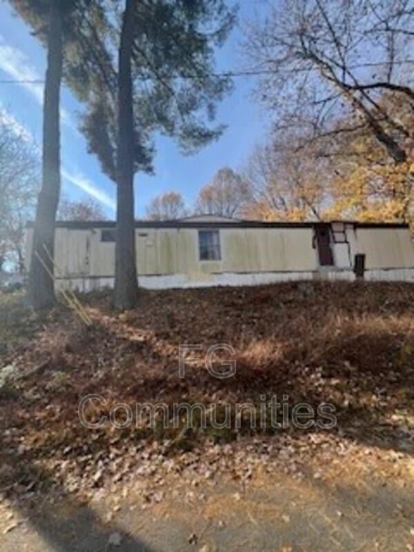 Building Photo - 15 Tradewind Dr