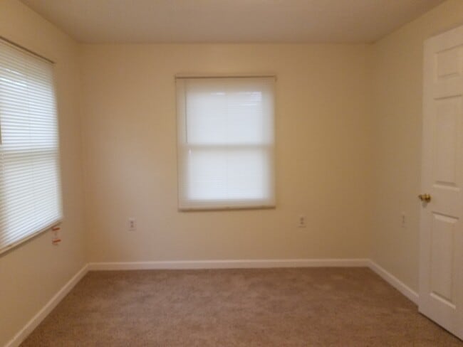 Building Photo - Nice 1-Bedroom Home For Rent in Northwest Elkhart