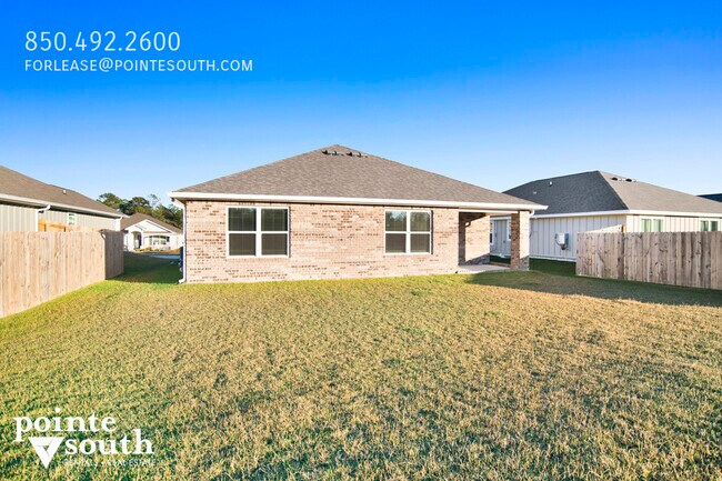 Building Photo - 32038 Lyon Rd