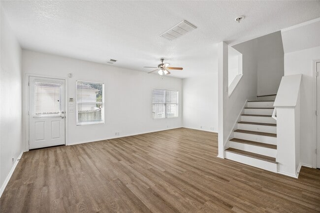 Building Photo - 3418 Glenmore Meadow Dr