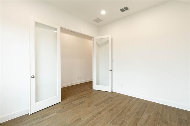 Building Photo - 3115 Elmwood St