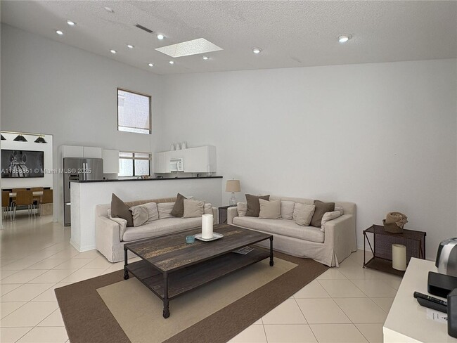 Building Photo - 2538 Windsor Way Ct