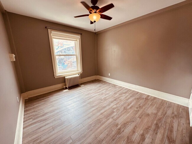 Building Photo - 7 W Philadelphia St