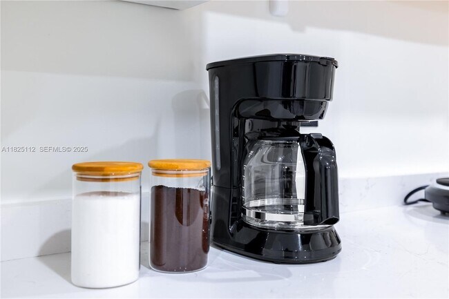 Building Photo - 1836 NW 16th Terrace