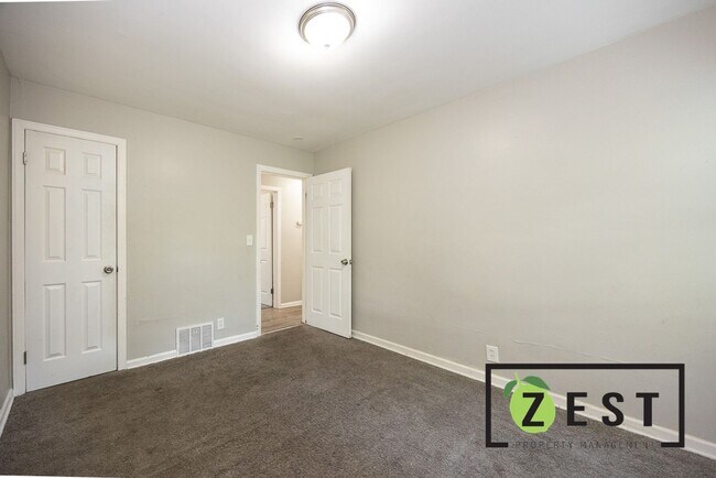 Building Photo - Beautiful 3 Bedroom Home!!!