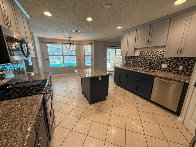 Building Photo - 1137 Carla Dr