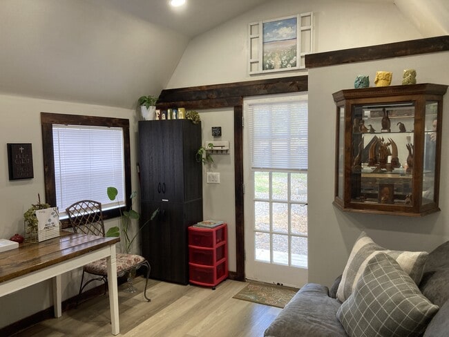 Building Photo - 2924 Richmond Way