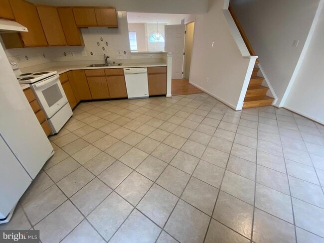 Building Photo - 13537 Hayworth Dr