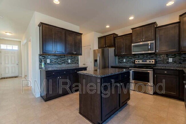Building Photo - 508 Eagles Wy