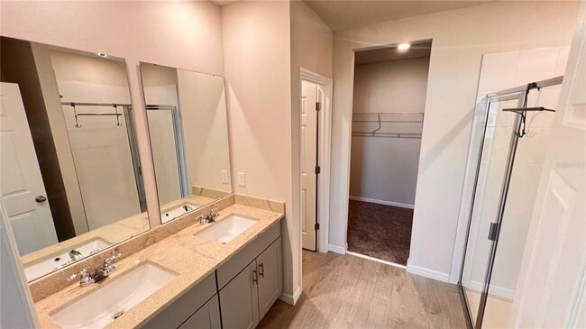 Building Photo - 702 Alta Vista Ct