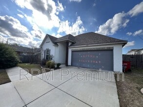 Building Photo - 14401 Sterling Oaks Dr