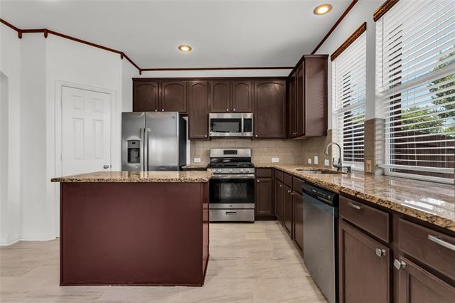 Building Photo - 6902 Amesbury Ln