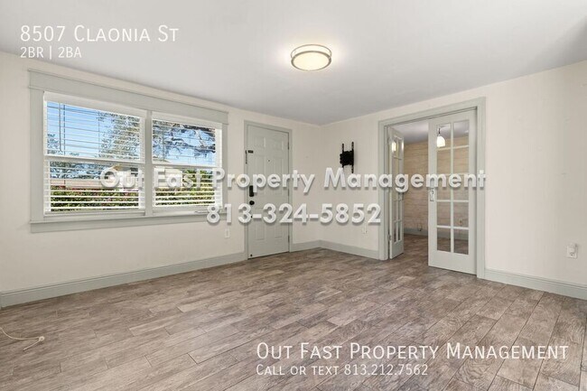 Building Photo - 8507 Claonia St