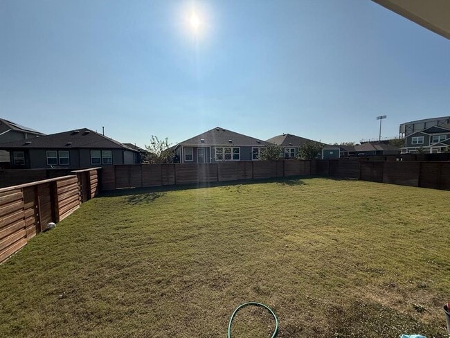 Building Photo - 380 Mendoza