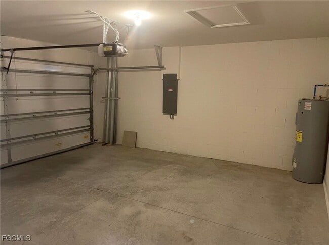 Building Photo - 7025 Crystal Way