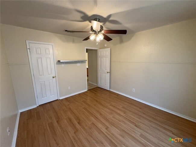 Building Photo - 5302 Jitterbug Ct