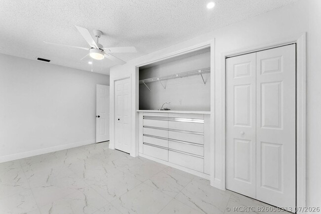 Building Photo - 2244 Quail S Rdg
