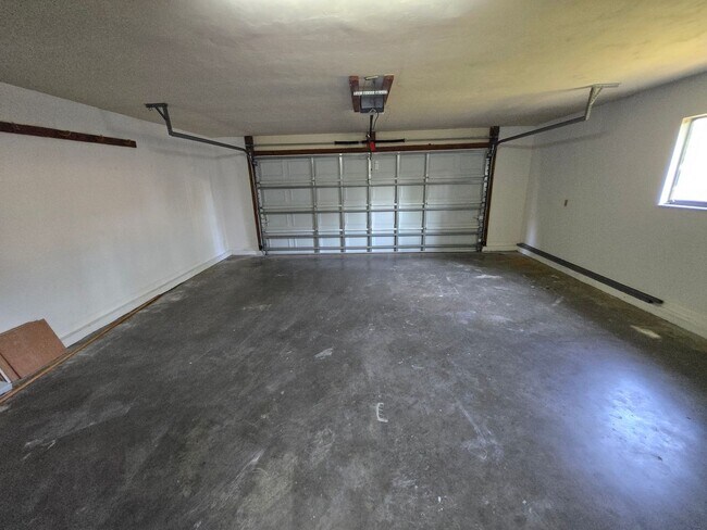 Building Photo - 5315 SW 81st Terrace