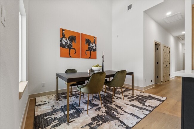 Building Photo - 4214 Clover St