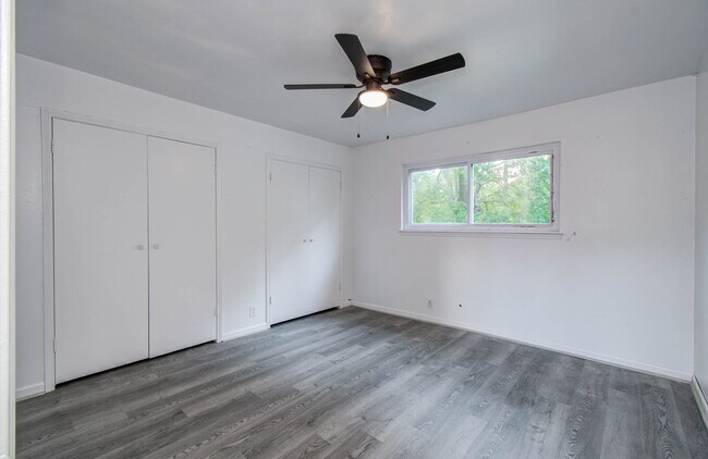 Building Photo - 674 Ravensworth Dr