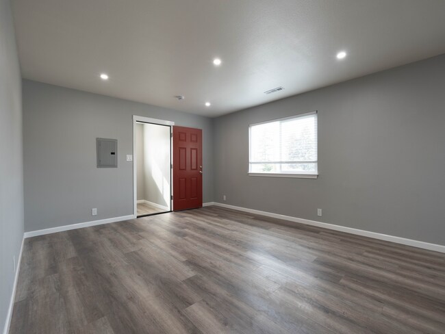 Building Photo - 2456 88th Ave