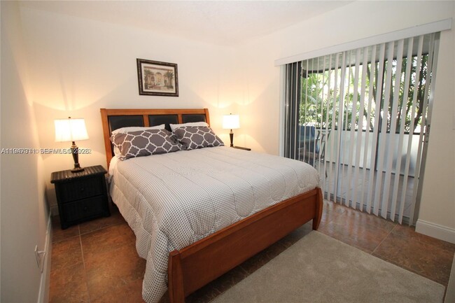 Building Photo - 6516 Chasewood Dr