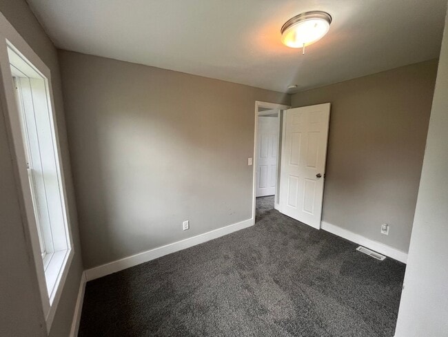 Building Photo - HM 1520/1522 8th Ave- PENDING SALE KATY GL...