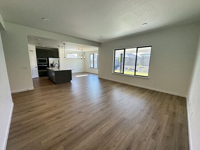 Building Photo - Brand New 3-Bed, 2-Bath Home for Lease – 1,877 sq ft in South Richland