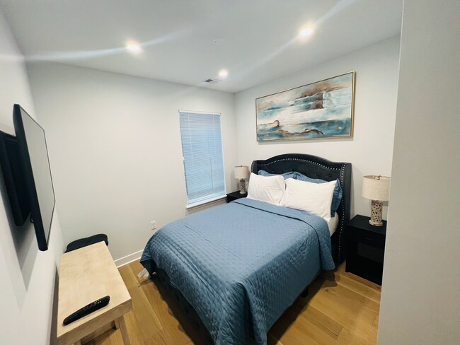 Building Photo - 1019 Spring Rd NW