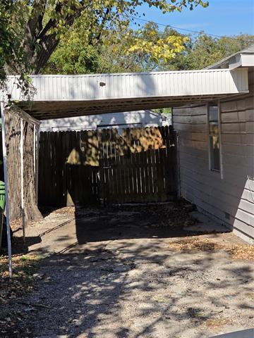 Building Photo - 8536 Sussex Ct