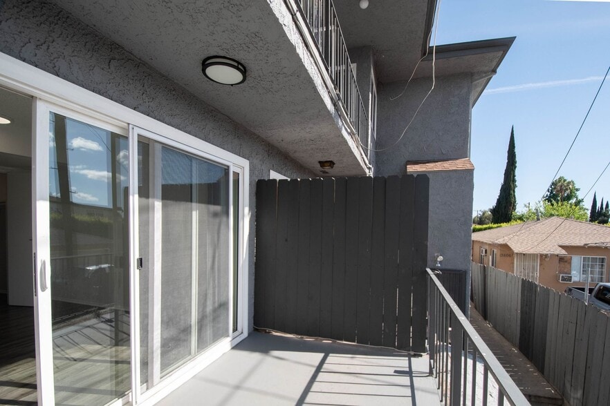 Building Photo - 13800 Sherman Way