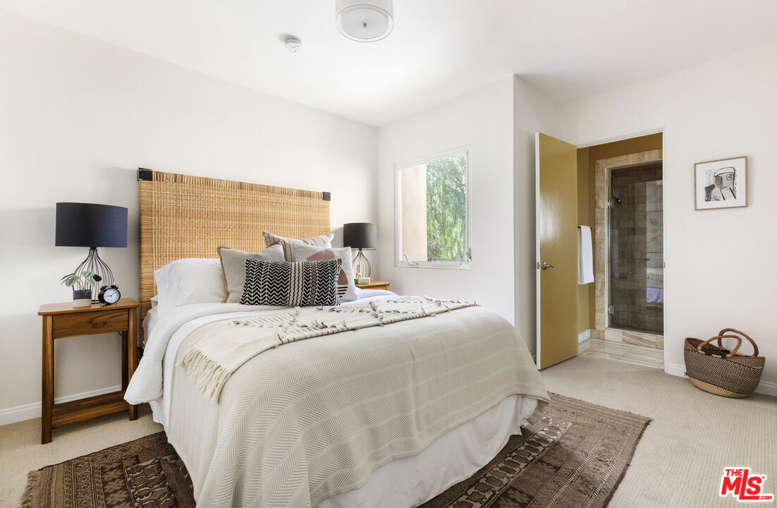 Second bedroom - 1850 San Jacinto St