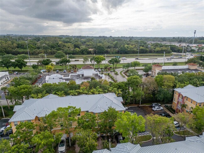 Building Photo - 3515 Shoma Dr