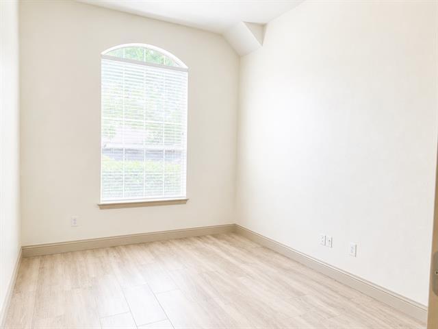 Building Photo - 809 Big Bend Dr