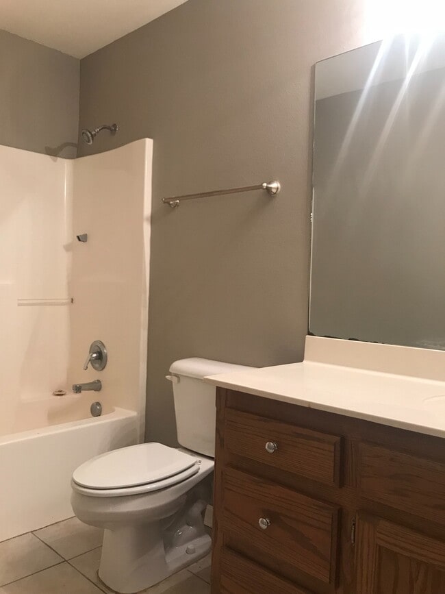 Building Photo - 230 Autumnwood Drive