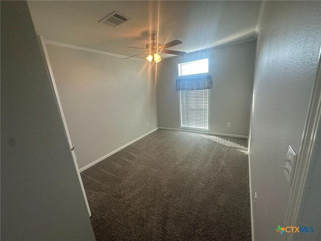 Building Photo - 908 N Henry St