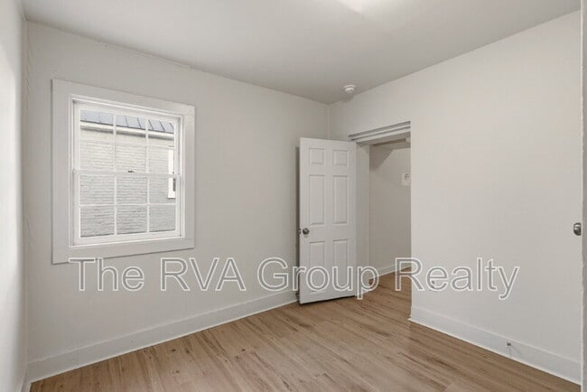 Building Photo - 27 S Jefferson St