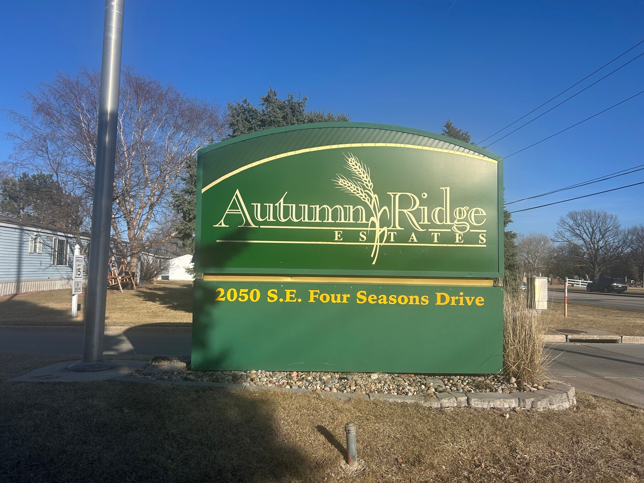 Building Photo - 317 Autumn Park Dr