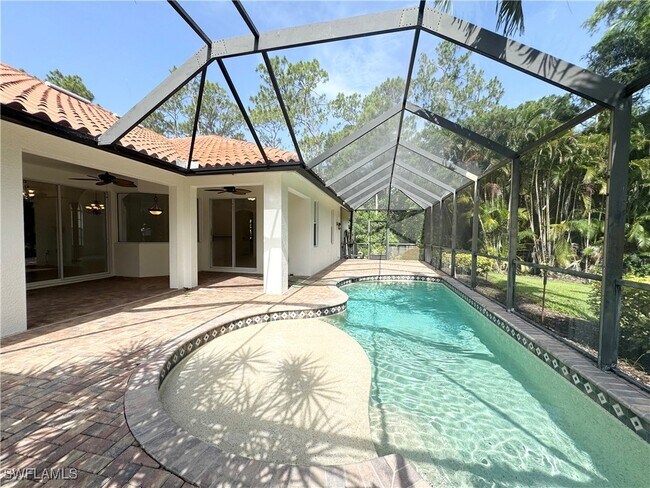 Building Photo - 5071 Coral Wood Dr