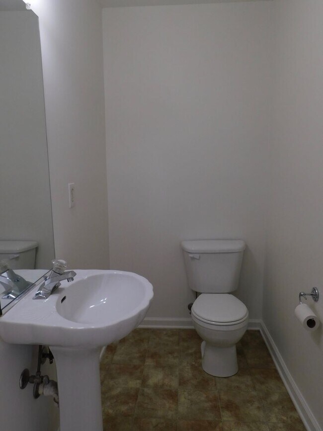 Building Photo - Location! Location! Location!