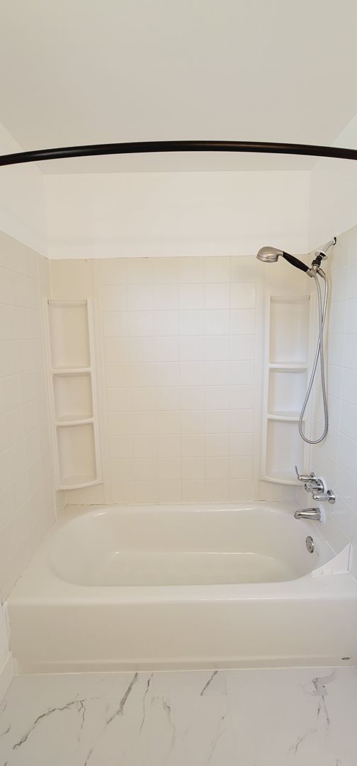 Building Photo - 13240 22nd Ave S