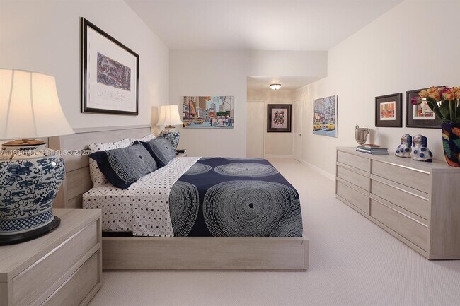 Building Photo - 2450 Presidential Way